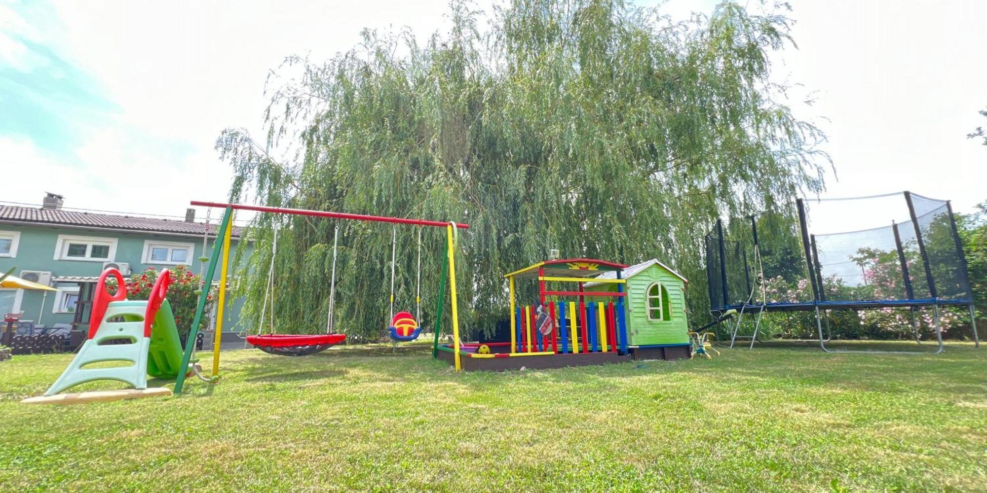 Green Place Portoroz Rc Екстериор снимка